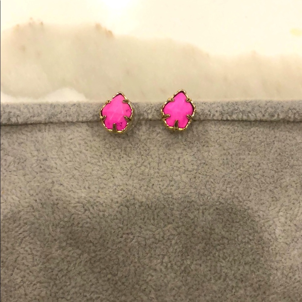 Kendra Scott earrings